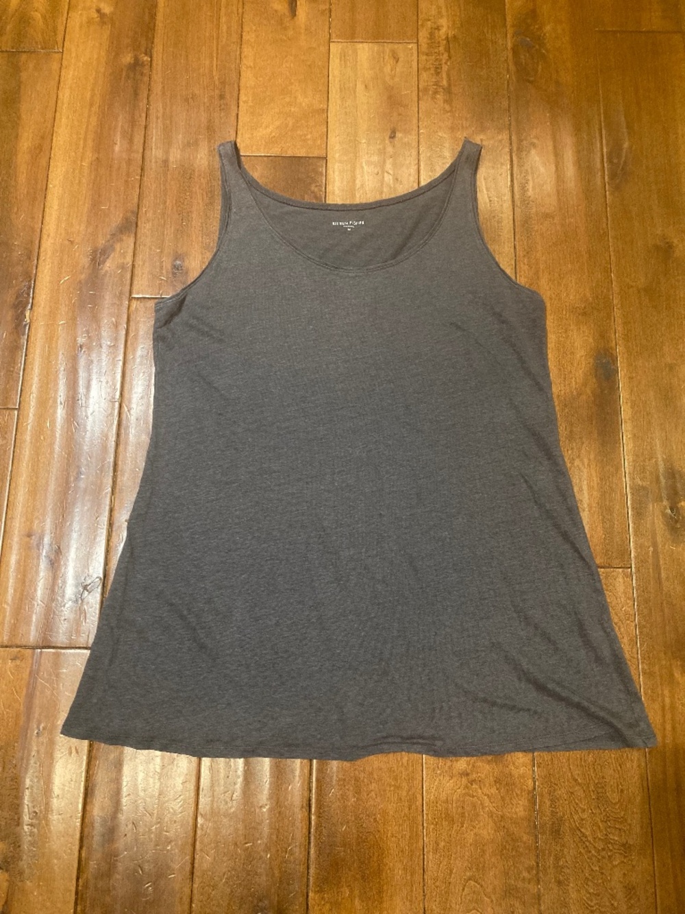 100% linen Eileen Fisher relaxed long tank